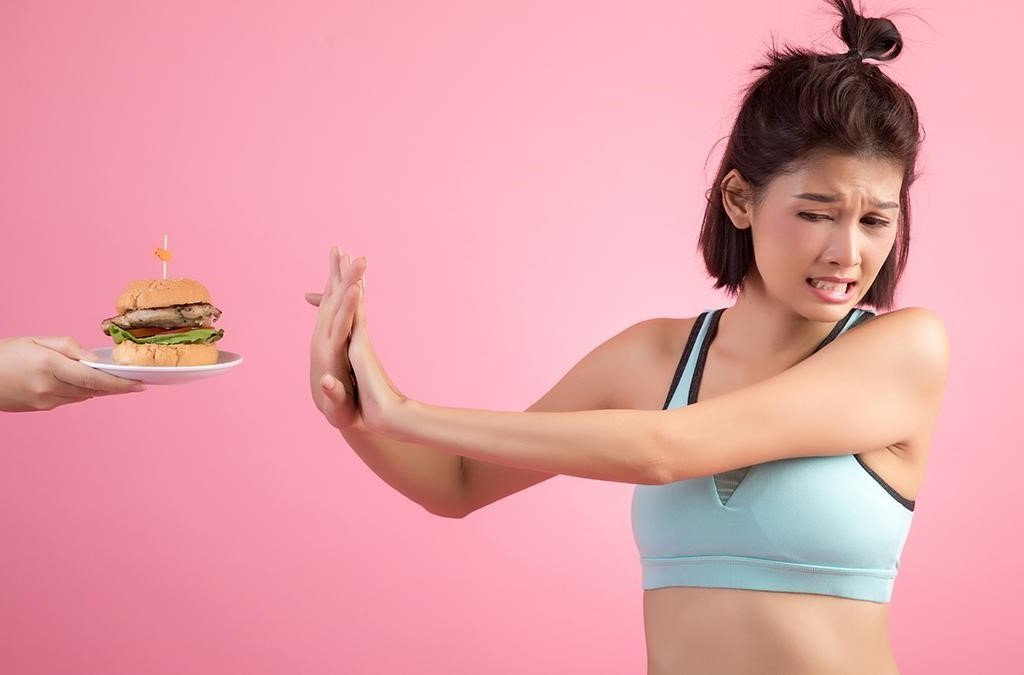 حذف ناهار برای لاغری؛ اصولی یا غیر‌عملی؟