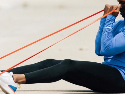 آموزش جامع تمرین با کش لوپ برای شکم،‌ پا،‌ سرشانه و …