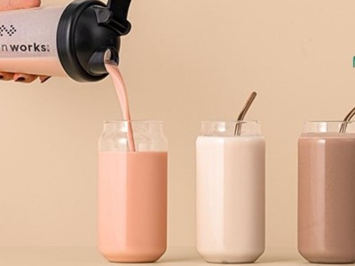 راهنمای انتخاب بهترین طعم پروتئین وی: مقایسه جامع 10 طعم برتر از دیدگاه ورزشکاران