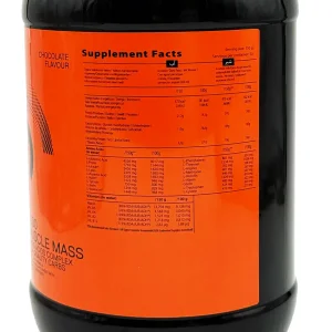 نمای نزدیک جدول Supplement Facts گینر ماسل مس کیو ان تی 4500 گرمی با مقادیر در آب و شیر