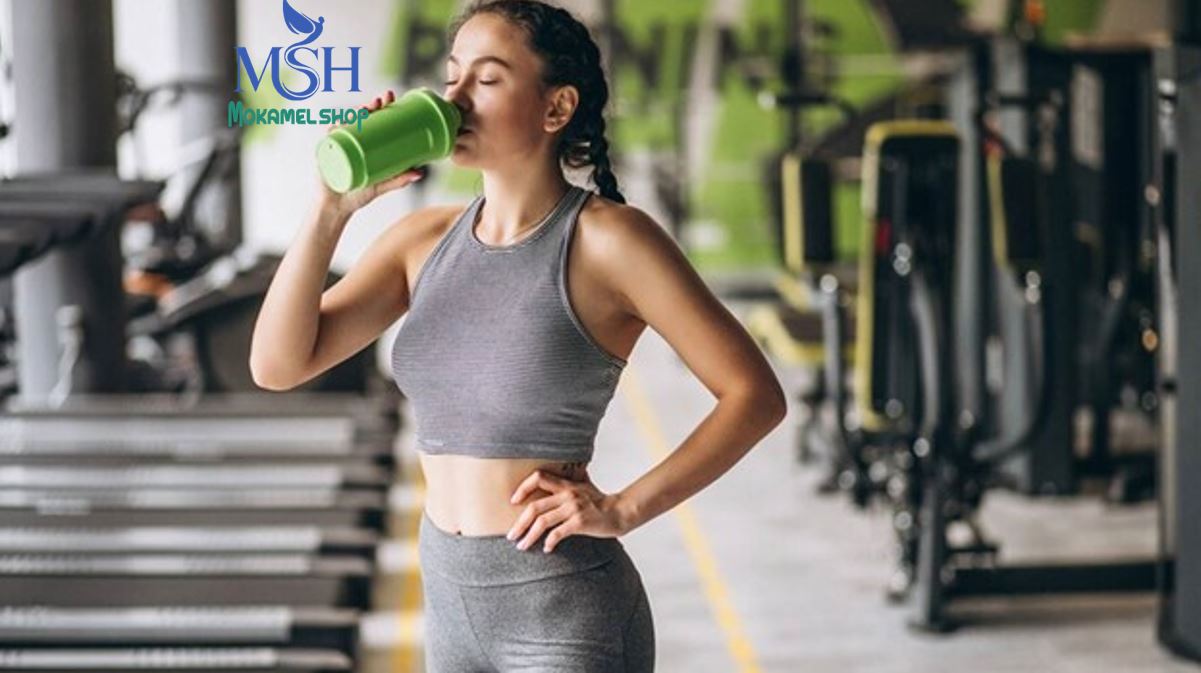 مکمل انرژی زا قبل تمرین حاوی کافئین برای افزایش تمرکز و جلوگیری از خستگی.