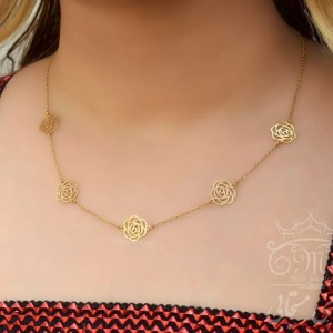 گردنبند گل رز