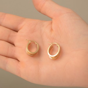 گوشواره طلا 18 عیار زنانه طلای مستجابی مدل سه حلقه ای کد 167088