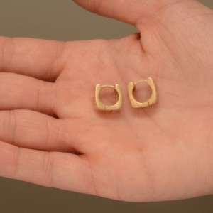 گوشواره طلا 18 عیار زنانه طلای مستجابی مدل جلوا کد 3