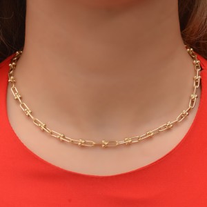 نیم ست طلا 18 عیار زنانه طلای مستجابی کد 67158