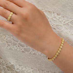 نیم ست طلا 18 عیار زنانه طلای مستجابی کد 67152