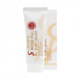کرم ضدآفتاب  SPF 50 تون آپ SL مدل LEPORTS مناسب انواع پوست حجم 60 میلی لیتر
