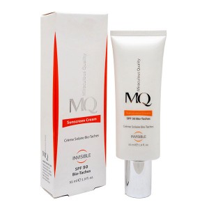 کرم ضد آفتاب و روشن کننده بی رنگ ام کیو مدل Bio Taches با SPF50 حجم 55 میل