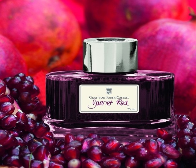 10 عطر مردانه برای هدیه شب یلدا (1404-2025)