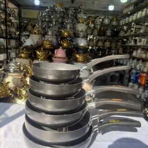 تابه تک دسته سایز 28 طوفان