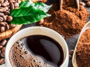 مزایای کافئین برای مو