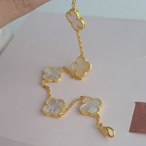 دستبند ونکلیف با صدف طبیعی سفید*