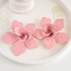 گوشواره گل درشت نارنجی زارا *