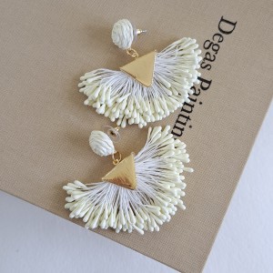 گوشواره حصیری مثلثی طلایی