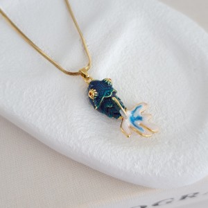گردنبند ماهی میناکاری
