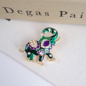 سنجاق لباس رنگی زنانه