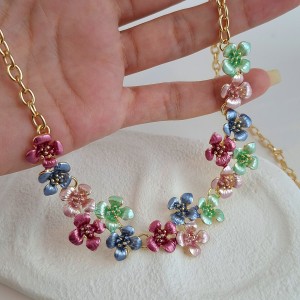 گردنبند مینا کاری