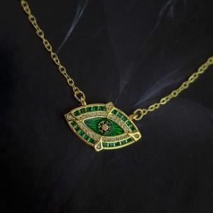 گردنبند چشم  میناکاری سبز