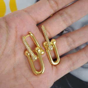 گوشواره تیفانی