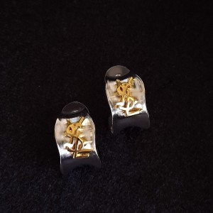 گوشواره نقره‌ای لوگو YSL طلایی
