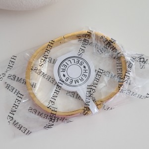 خرید دستبند هرمس نیم میل