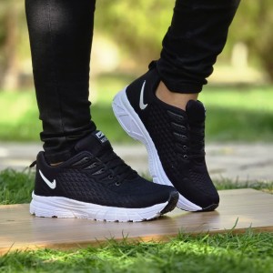 افررر  کفش کتونی پسرانه مردانه مدل نایک جدید و پر فروش رنگ مشکی نایک سفید  با کد5242 با ارسال رایگان