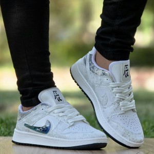 حرااج فوق العاده عاالی کفش کتونی اسپرت نایک دراگون  زنانه و مردانه ساده و لوکس رنگ مشکی سفید  با ارسال رایگان