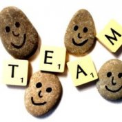 Building a Sense of Teamwork Among Staff (مطلب)
