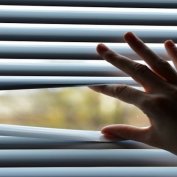 آن چیست پشت سر شما؟! چرا پارانویا برای کسب‌وکار خوب است… (مطلب)