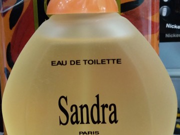 ادکلن سندراsandra