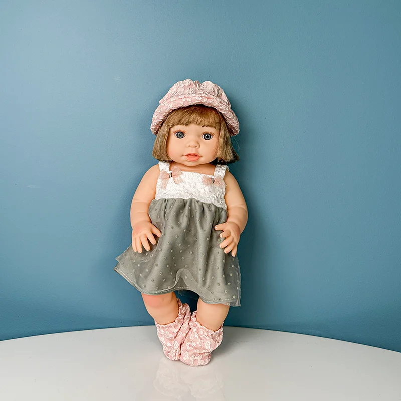 عروسک دخترانه 40 سانتیمتری FASHION CLOTH TOYS کد 899T1