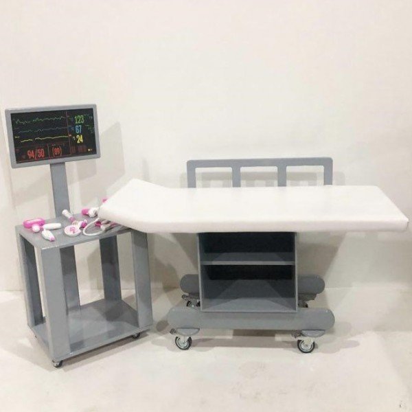 وسایل پزشکی اسباب بازی مدل ست پزشکی چوبی با تخت و مانیتور mr-401