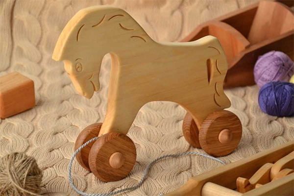 معرفی 10 مدل از پرفروش ترین اسباب بازی های چوبی با کیفیت
