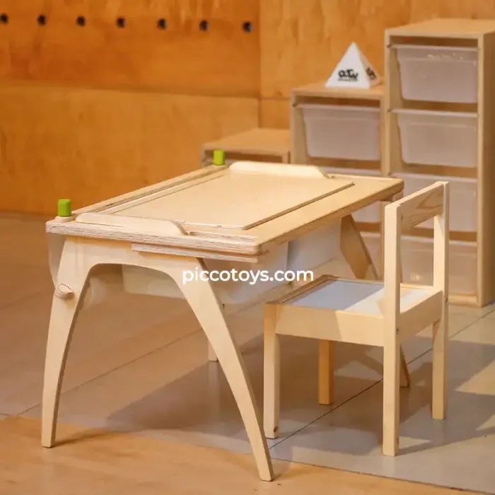 میز کودک مونته سوری به همراه رول کاغذ کد 30605559