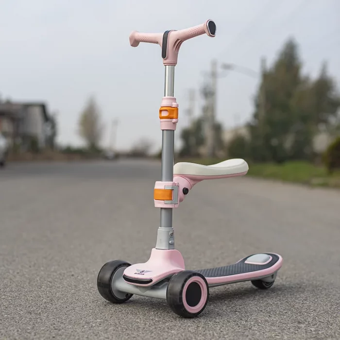 اسکوتر کودک تاشو نشیمن دار رنگ صورتی کد P/ZG612/D
