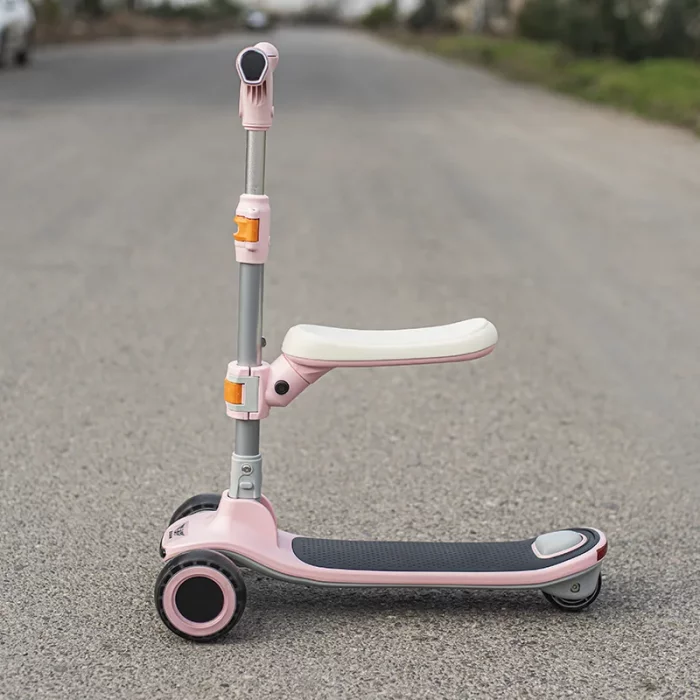 اسکوتر کودک تاشو نشیمن دار رنگ صورتی کد P/ZG612/D