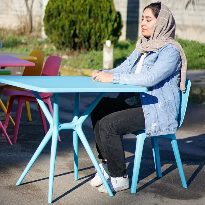 میز بزرگسال مربع  تیکا رنگ صورتی P/TF03/SO