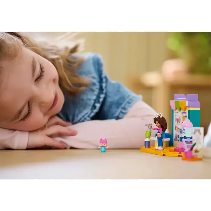 لگو خانه عروسک گبی 60 قطعه مدل Crafting with Baby Box کد 10795