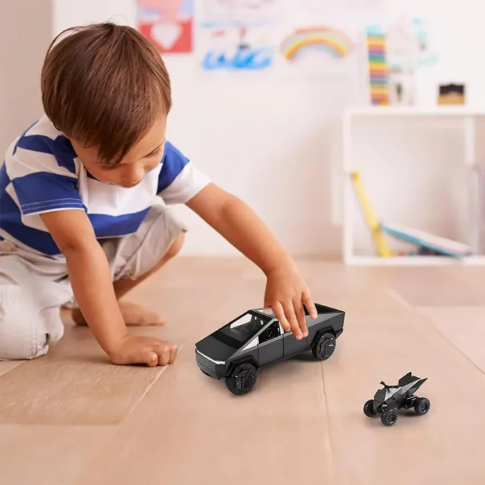 ماکت ماشین تسلا سایبر تراک با موتور کد 2424