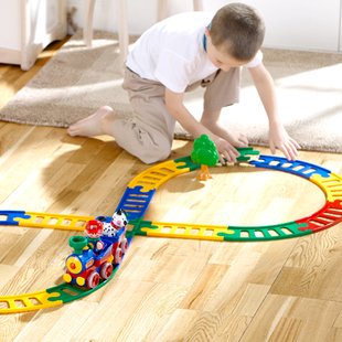 قطار بازی کامل یک هدیه جذاب برای کودکان