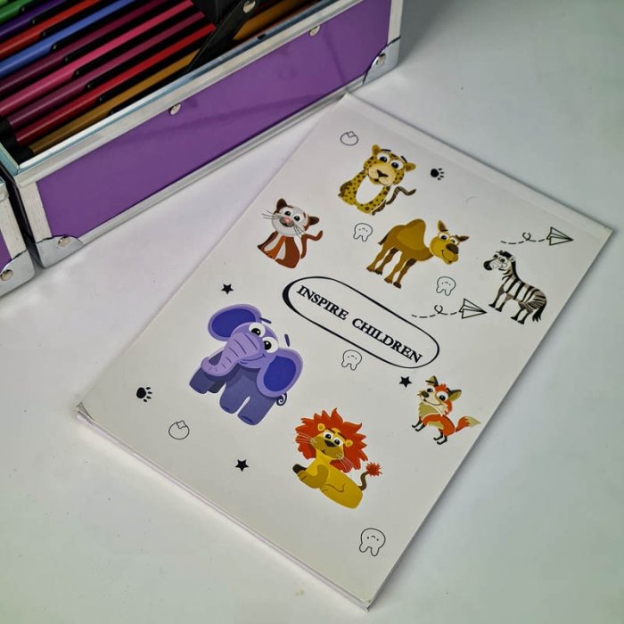 ست نقاشی چمدانی 133 تکه طرح فضانورد کد P/430199/A