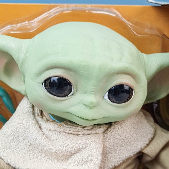 فیگور بیبی یودا Baby Yoda موزیکال  کد 20801A