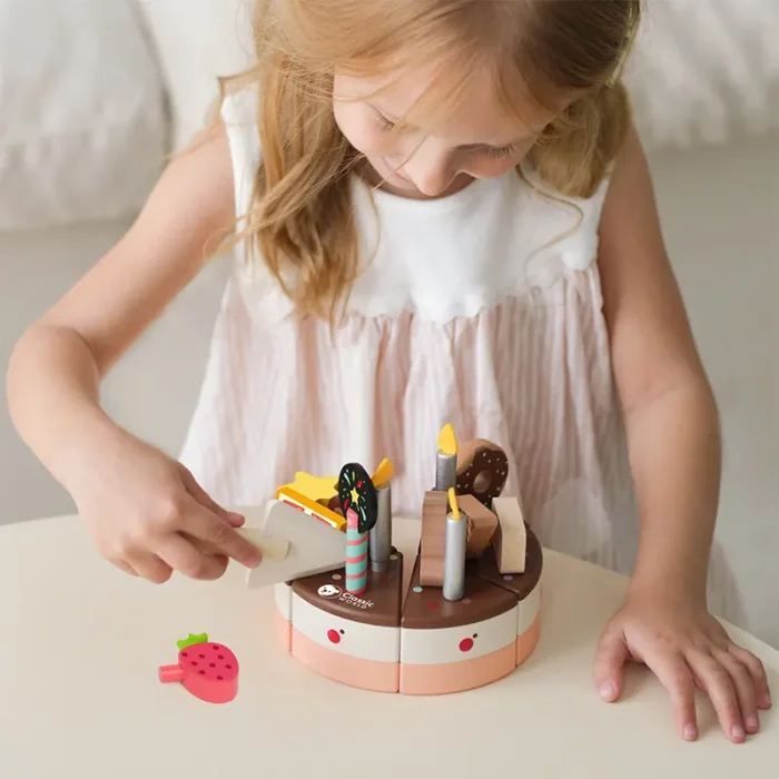 کیک تولد چوبی کلاسیک ورلد classic world Chocolate Cake کد 50635