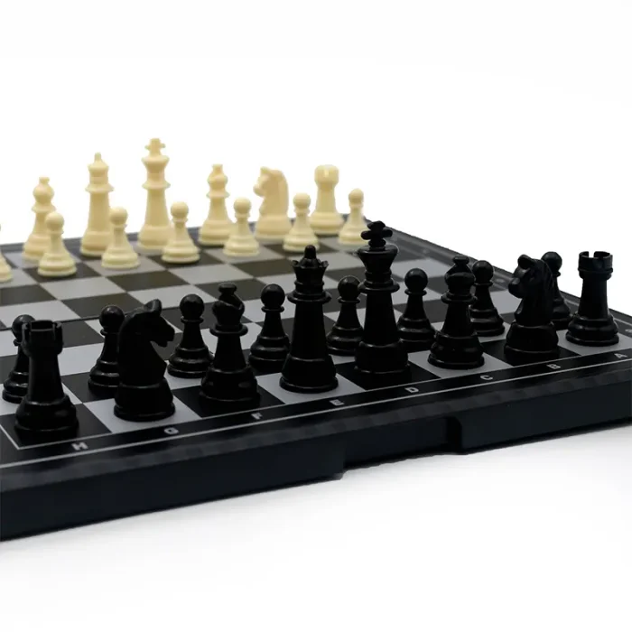 اسباب بازی شطرنج مگنتی 32 تکه  کد RDL6816