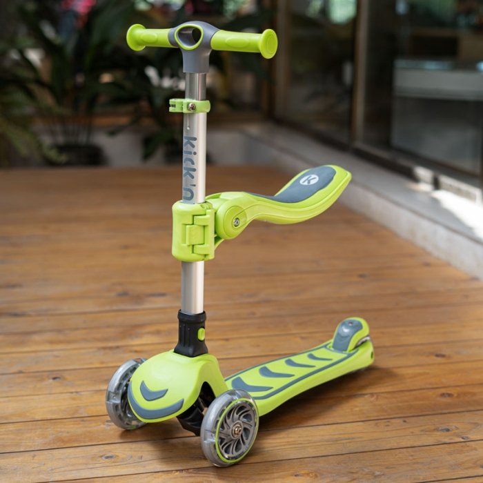 اسکوتر کودک تاشو کیک اند رول Kick and roll Scooter رنگ سبز کد P/S62in1/SA