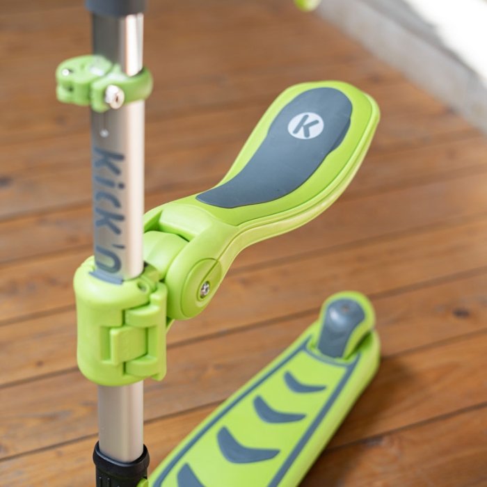 اسکوتر کودک تاشو کیک اند رول Kick and roll Scooter رنگ سبز کد P/S62in1/SA