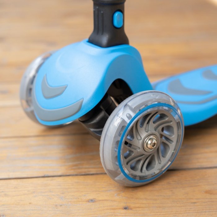 اسکوتر کودک تاشو کیک اند رول Kick and roll Scooter رنگ آبی کد P/S6/AB