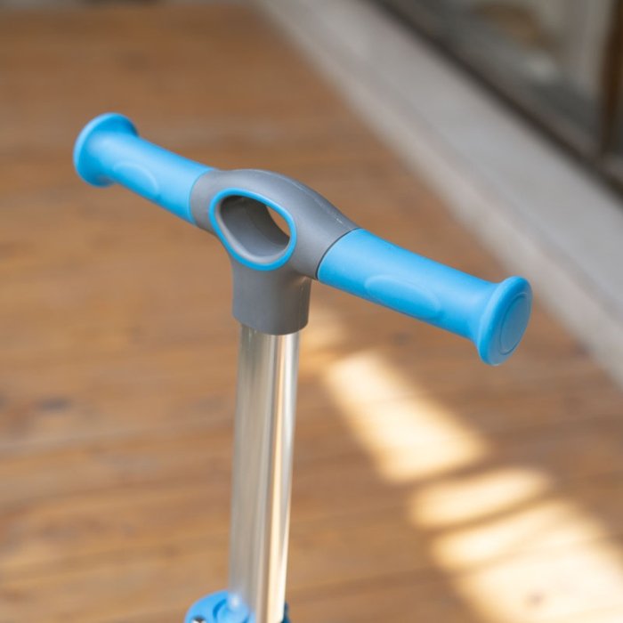 اسکوتر کودک تاشو کیک اند رول Kick and roll Scooter رنگ آبی کد P/S6/AB