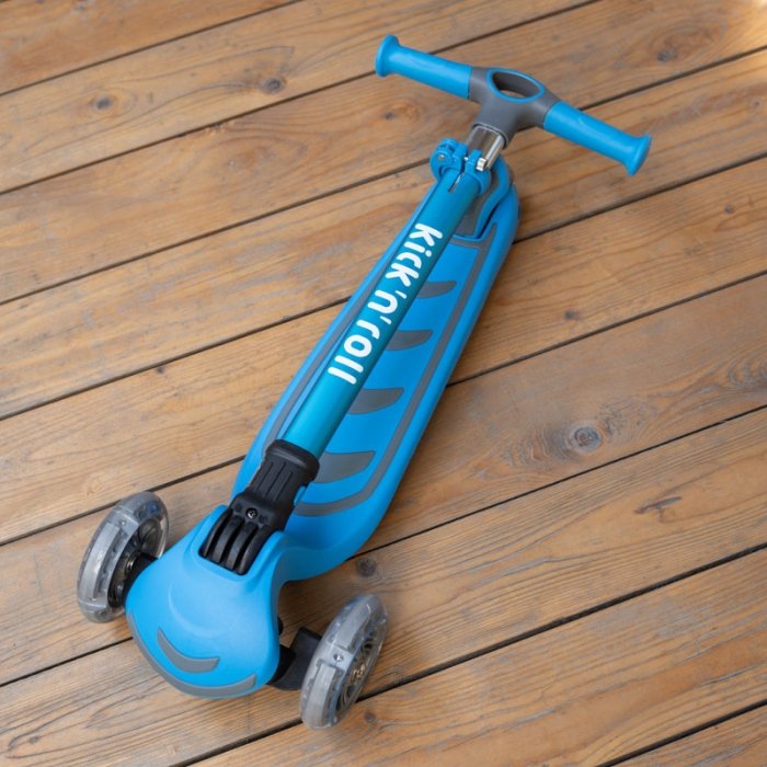 اسکوتر کودک تاشو کیک اند رول Kick and roll Scooter رنگ آبی کد P/S6/AB