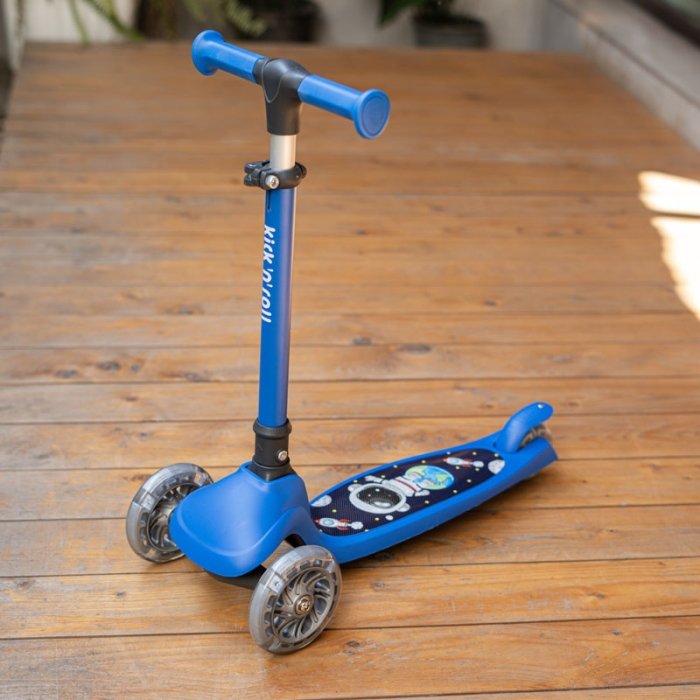 اسکوتر کودک تاشو کیک اند رول Kick and roll Scooter رنگ آبی کد P/K4/AB